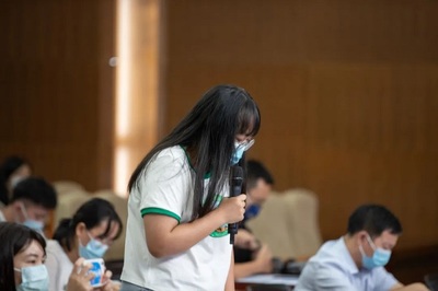 海南省促進(jìn)經(jīng)濟(jì)高質(zhì)量發(fā)展財(cái)政資金（工信領(lǐng)域）管理實(shí)施細(xì)則新聞發(fā)布會(huì)聚焦軟件和信息技術(shù)服務(wù)業(yè)投資與管理